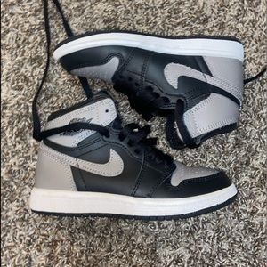 Little boy Jordan 1’s